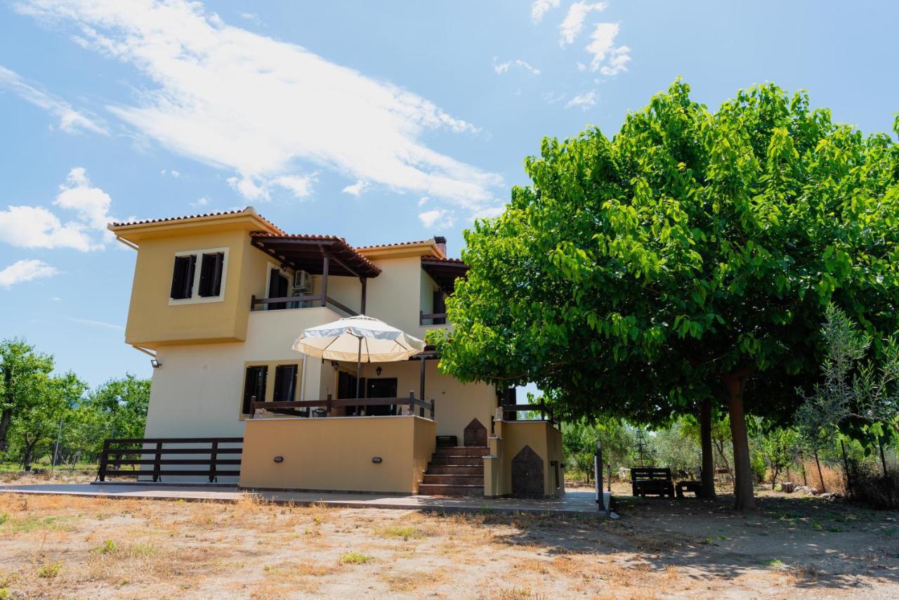 Villa Karavos Grove à Káto Lekhónia Extérieur photo