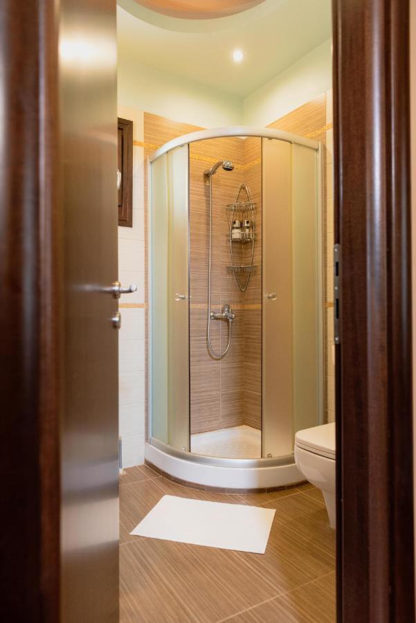 Villa Karavos Grove à Káto Lekhónia Extérieur photo