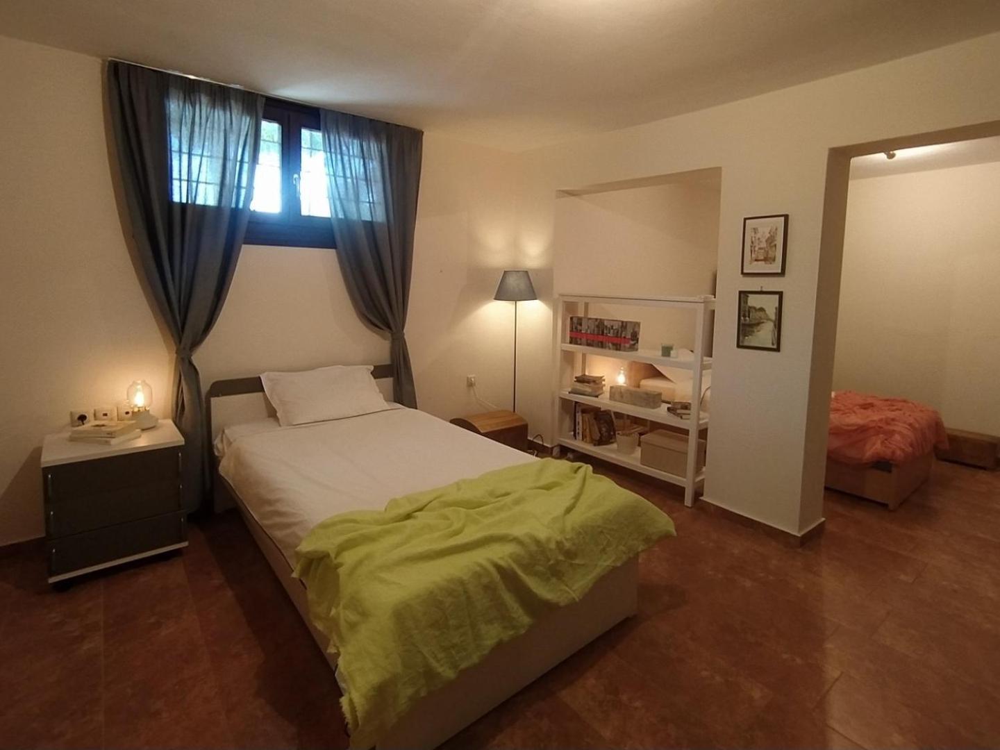 Villa Karavos Grove à Káto Lekhónia Extérieur photo